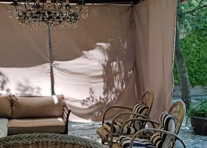 Viento De Ladera Con Piscina Cubierta *